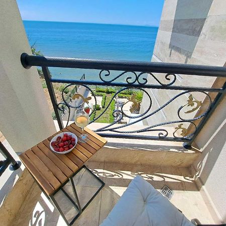 Onyx 2 Private Beach Apartment Sveti Vlas Exteriör bild