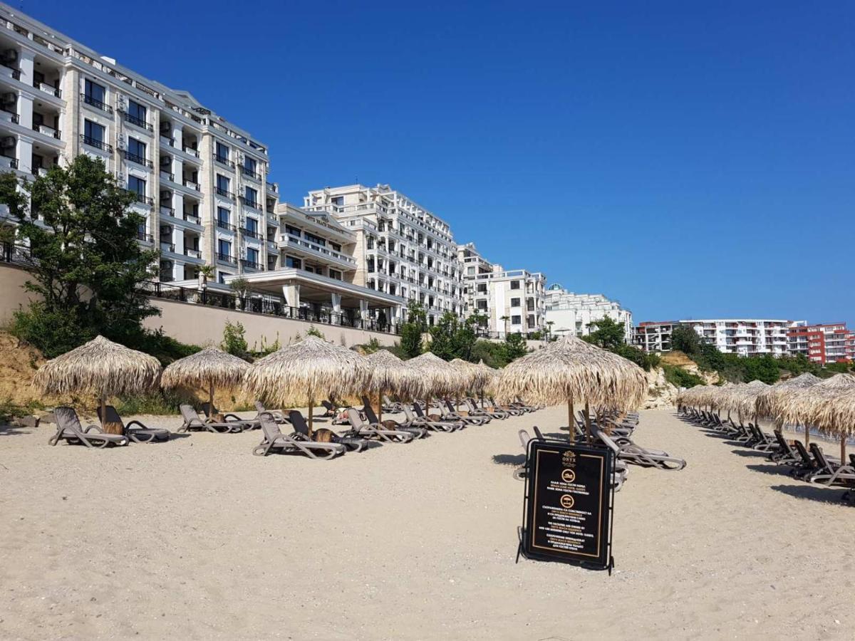 Onyx 2 Private Beach Apartment Sveti Vlas Exteriör bild