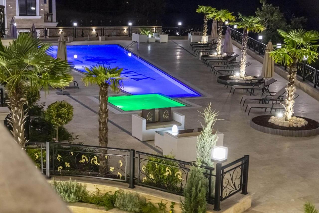Onyx 2 Private Beach Apartment Sveti Vlas Exteriör bild