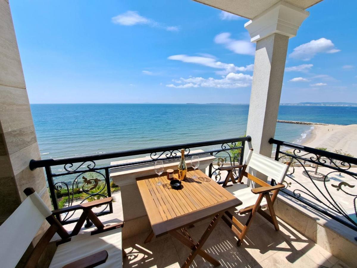Onyx 2 Private Beach Apartment Sveti Vlas Exteriör bild