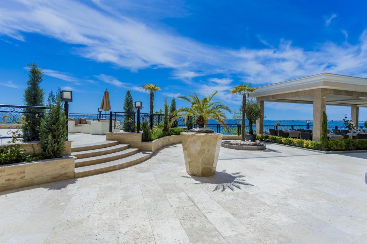 Onyx 2 Private Beach Apartment Sveti Vlas Exteriör bild