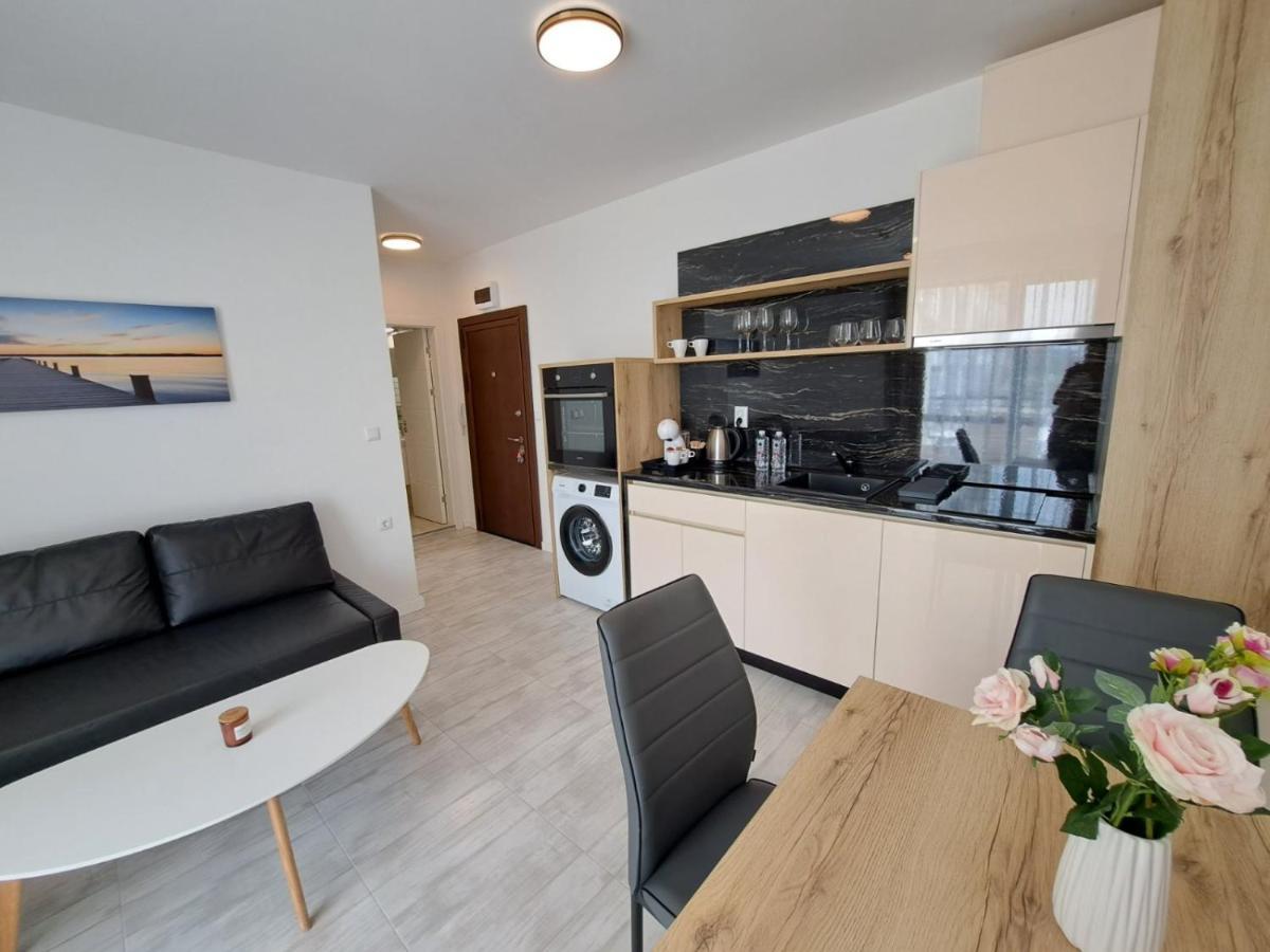 Onyx 2 Private Beach Apartment Sveti Vlas Exteriör bild