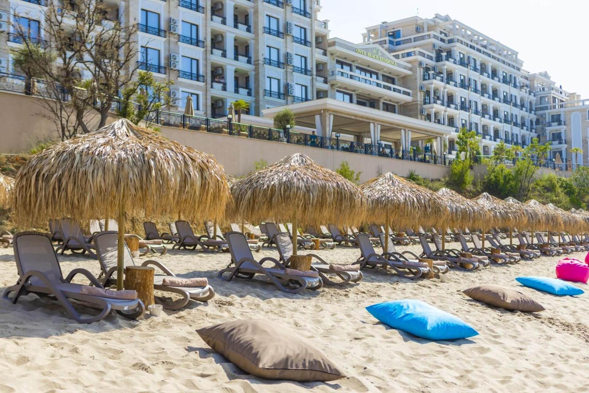 Onyx 2 Private Beach Apartment Sveti Vlas Exteriör bild